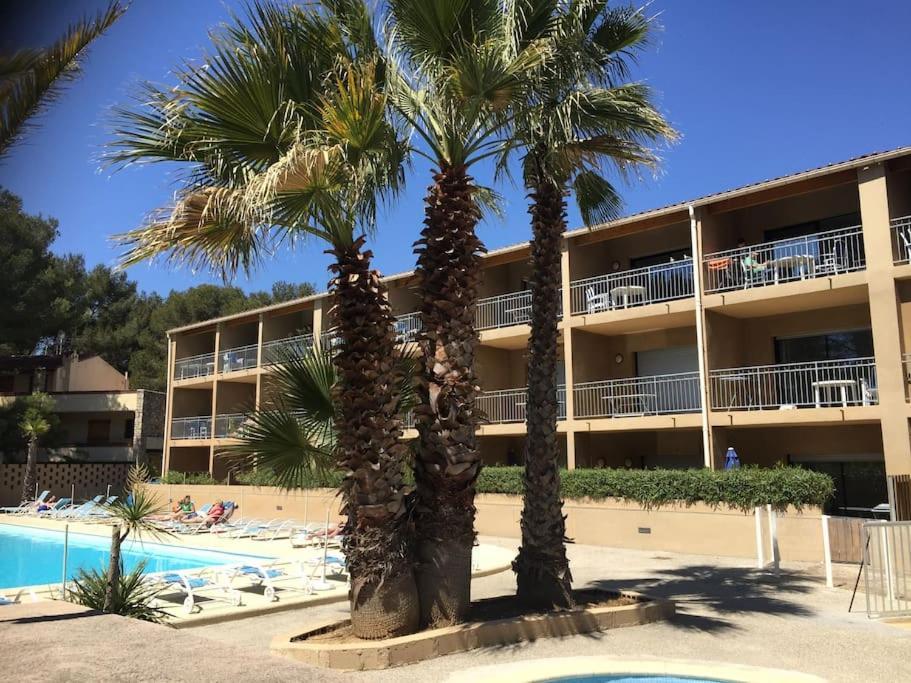 Les Appartements De La Marina Sanary-sur-Mer Eksteriør billede