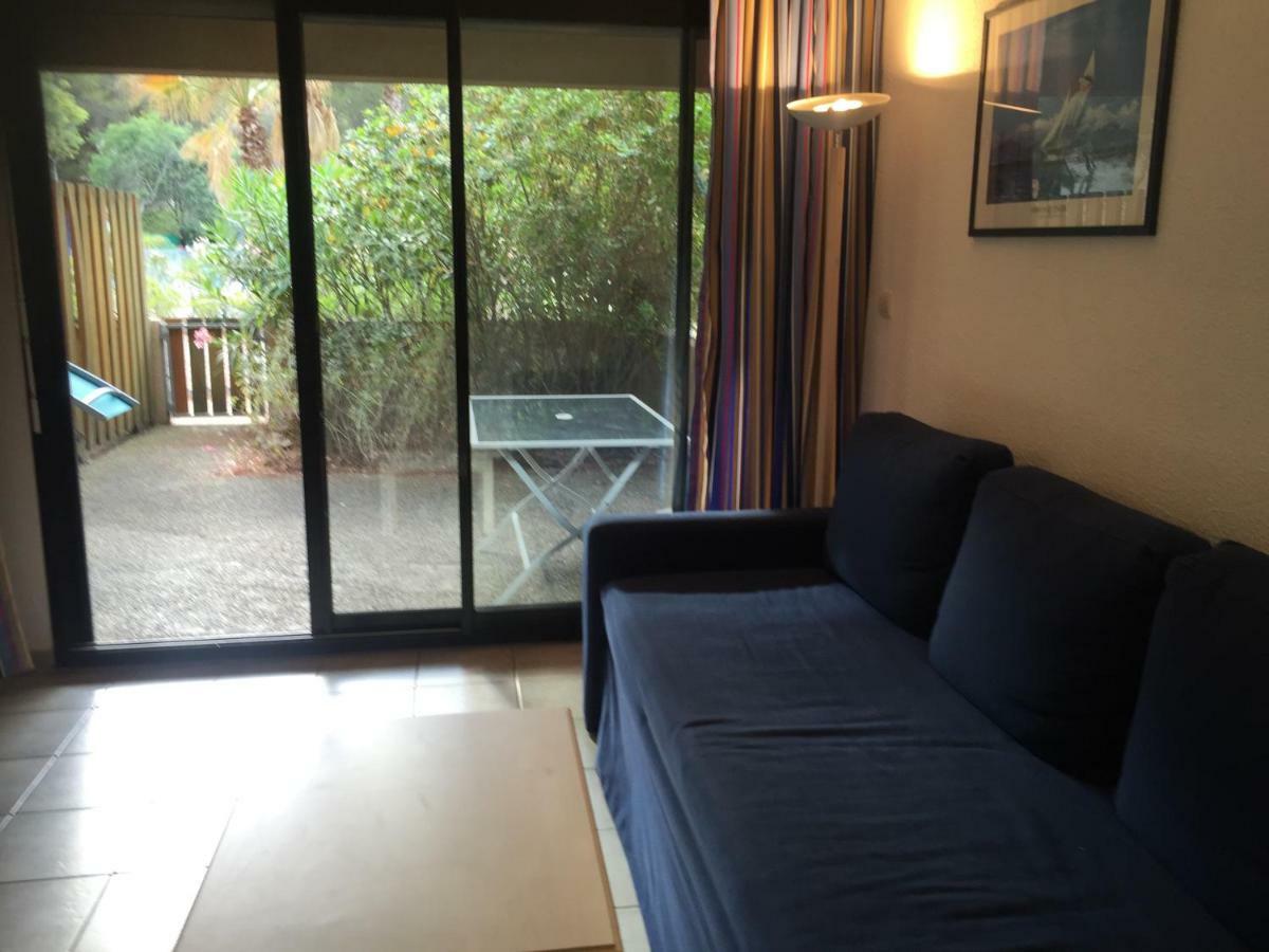 Les Appartements De La Marina Sanary-sur-Mer Eksteriør billede