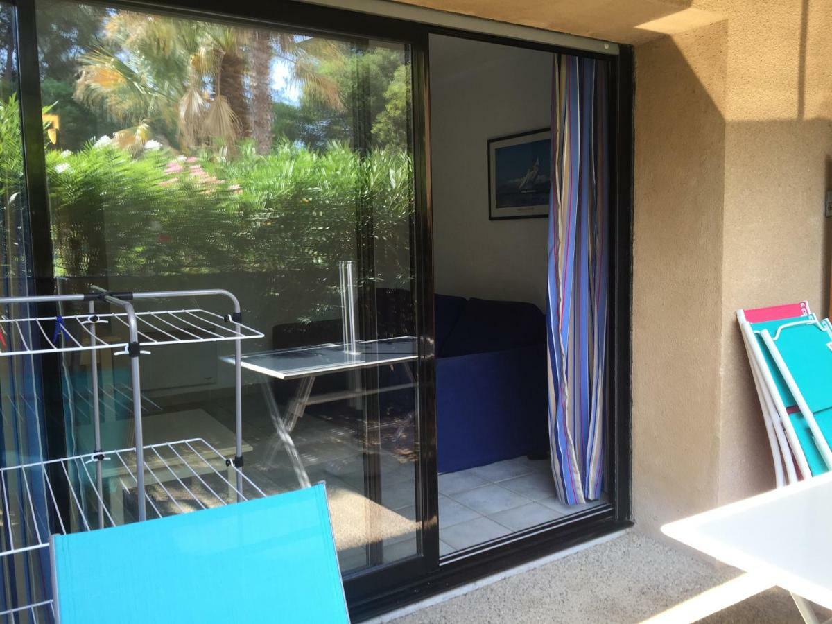 Les Appartements De La Marina Sanary-sur-Mer Eksteriør billede